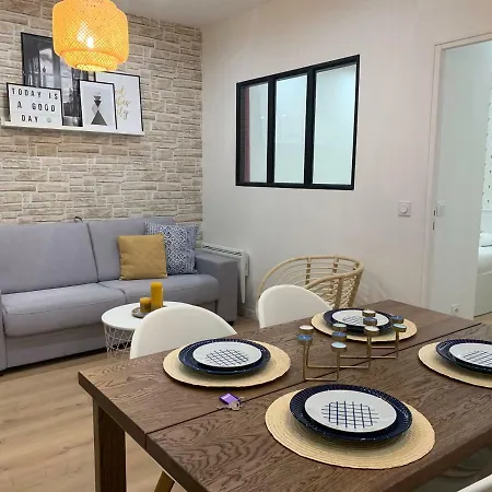Appartement Rent A - 253, 2bdr Center Of Paris