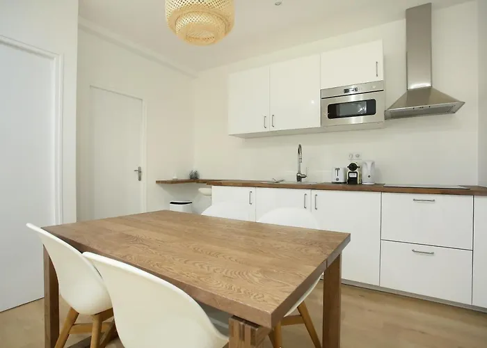 Rent A - 253, 2bdr Center Of شقة باريس